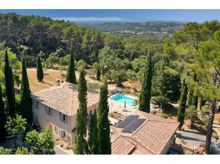Maison de 157m² - 6 pièces