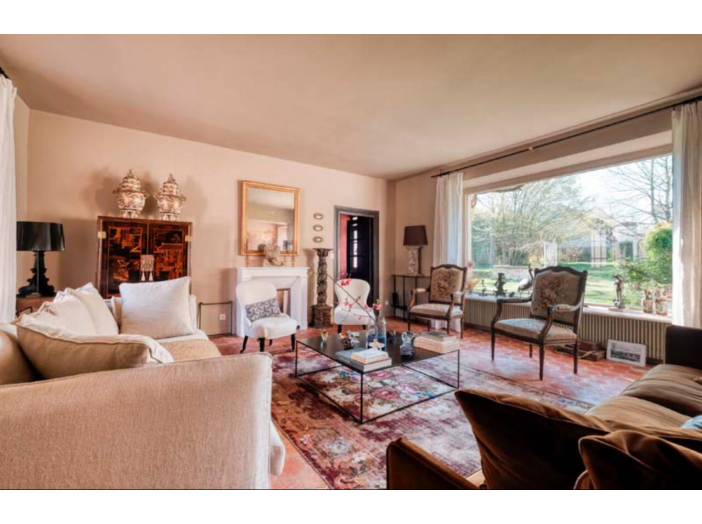 Maison de 310m² - 10 pièces