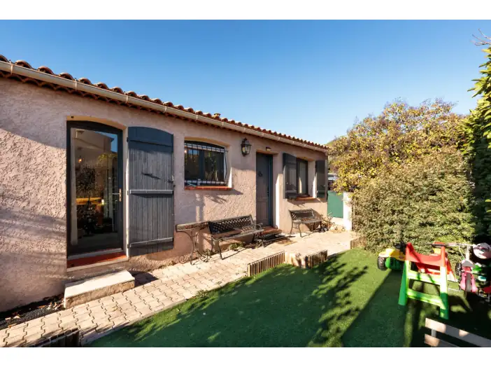 Image des la section Servies