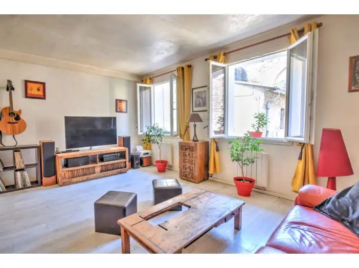 Maison 3 pièces de 66 m² - Fréjus (83600)