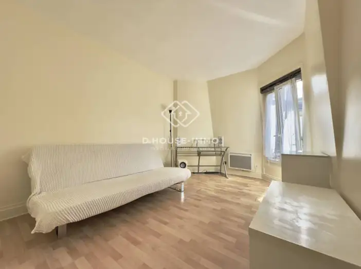 Appartement 1 pièce de 18 m² - Paris (75017)