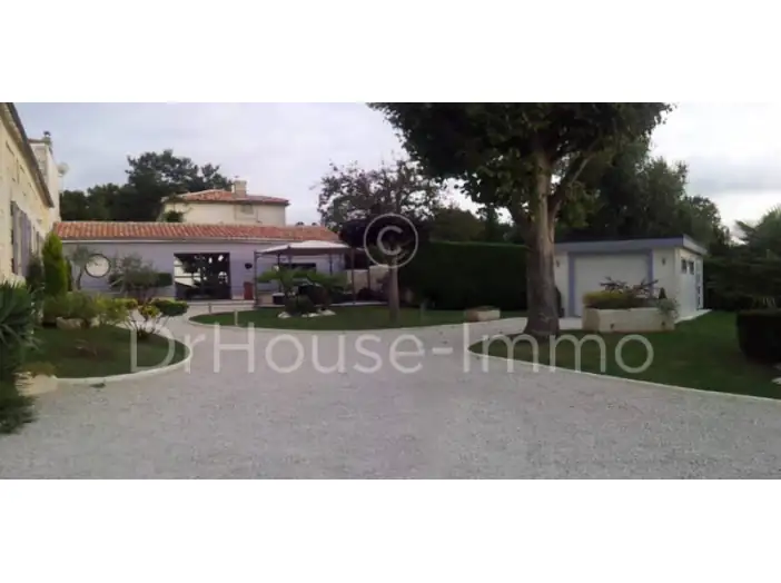 Image des la section Servies