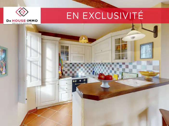 Maison 5 pièces de 105 m² - La Garde-Freinet (83680)