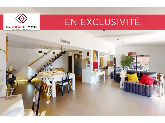 Maison 7 pièces de 180 m² - Contes (06390)