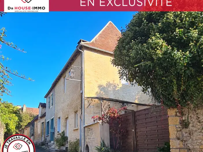 Maison 3 pièces de 74 m² - Plazac (24580)