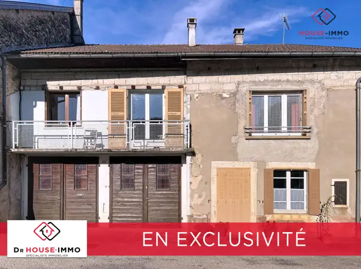 Maison 7 pièces de 400 m² - Étival (39130)