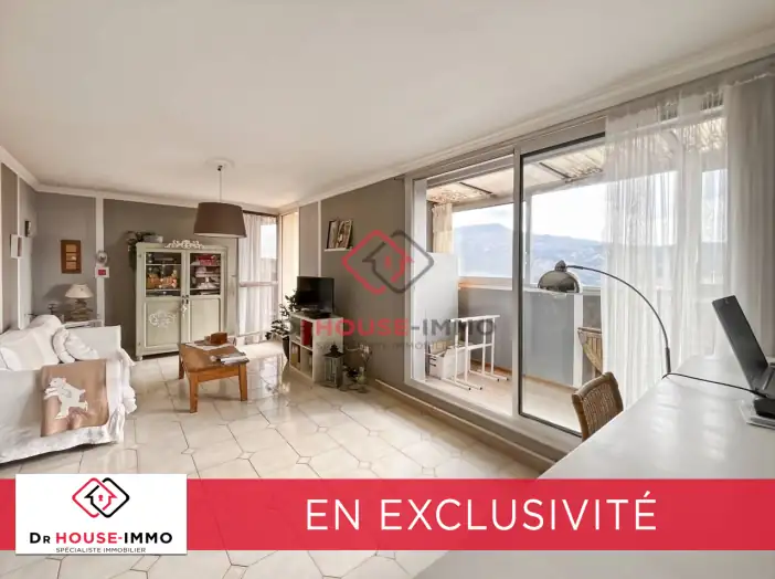 Appartement 3 pièces de 65 m² - Carros (06510)