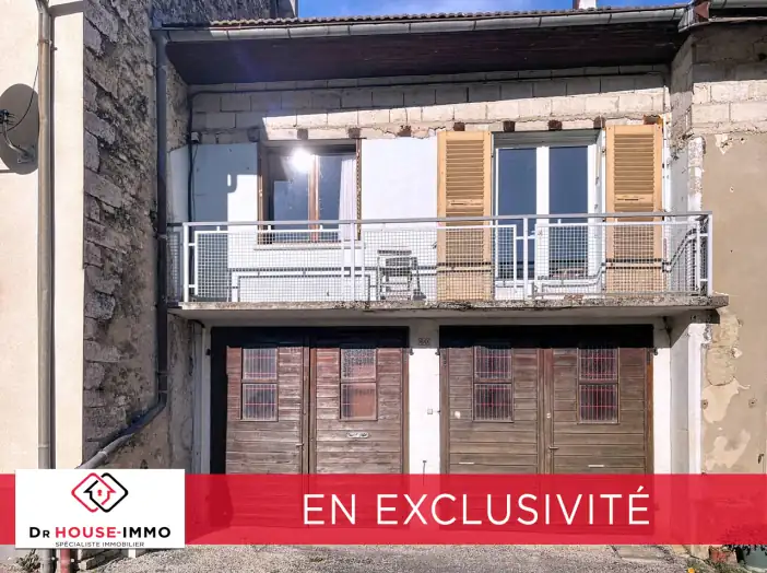 Maison 6 pièces de 250 m² - Étival (39130)