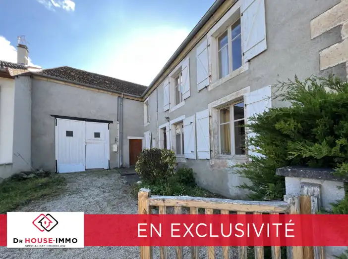 Maison 14 pièces de 329 m² - Betoncourt-sur-Mance (70500)