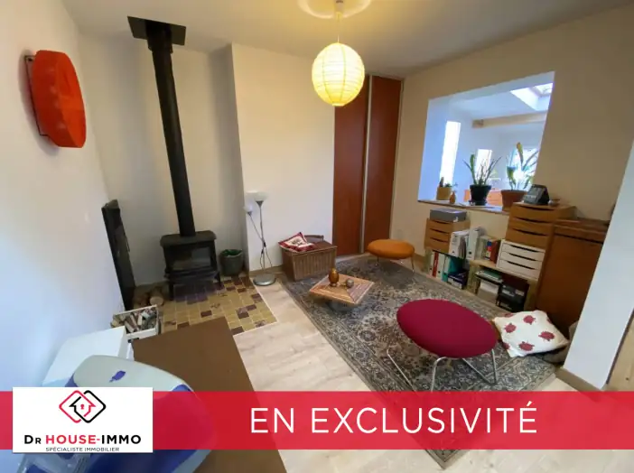 Maison 10 pièces de 250 m² - La Tour-du-Crieu (09100)