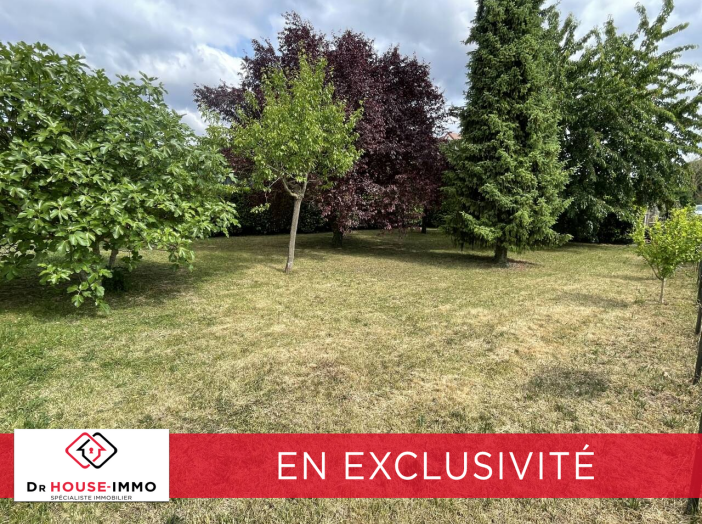 Terrain de 302m²