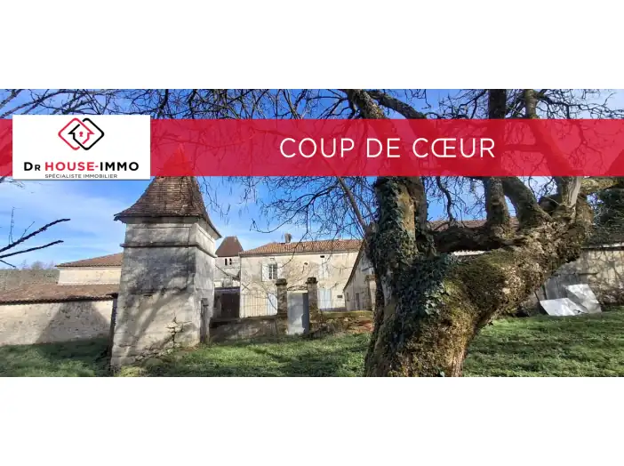 Maison 7 pièces de 220 m² - Mareuil (24340)