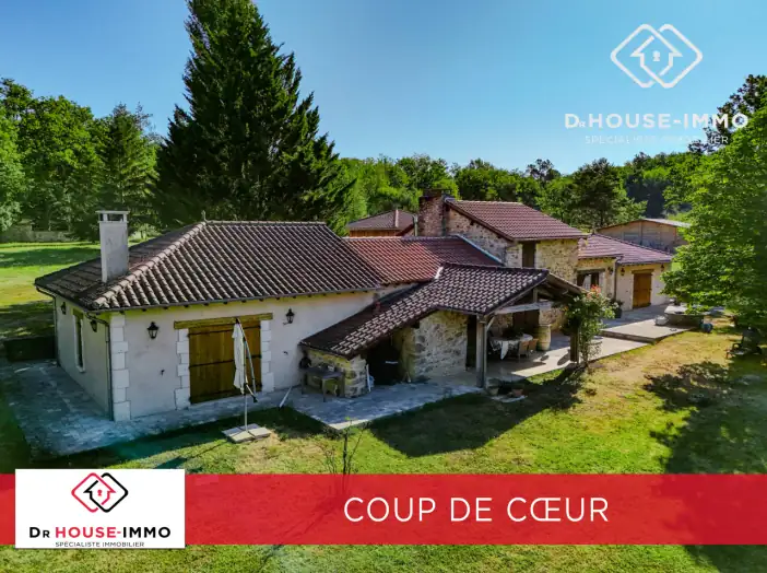 Maison 5 pièces de 190 m² - Villars (24530)