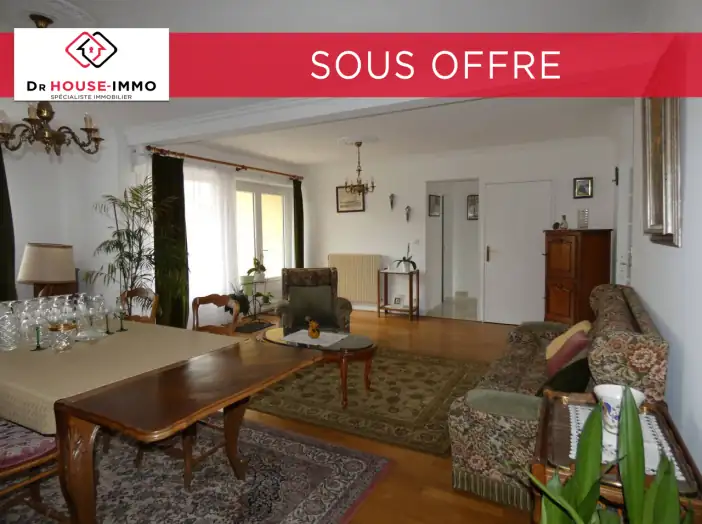 Appartement 5 pièces de 110 m² - Rochefort (17300)