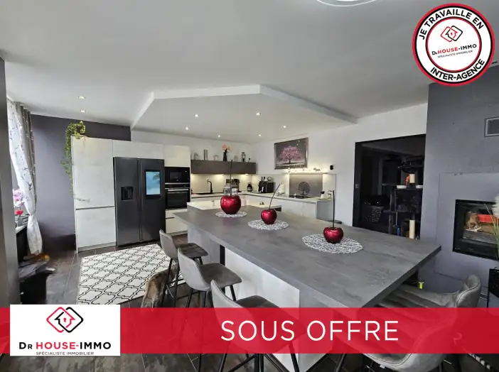 Maison 5 pièces de 185 m² - Oermingen (67970)
