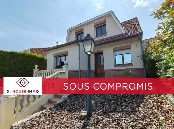 Maison 5 pièces de 140 m² - Ruitz (62620)