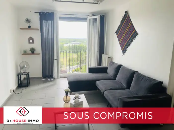 Appartement 3 pièces de 53 m² - Creil (60100)