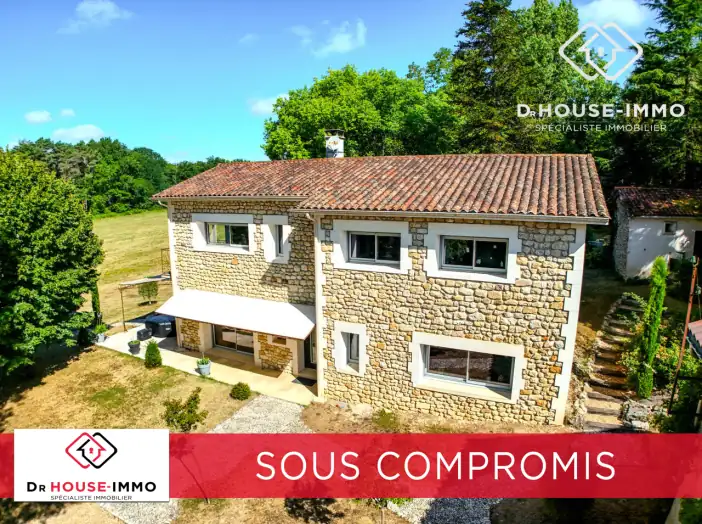 Maison 6 pièces de 182 m² - Brantôme (24310)