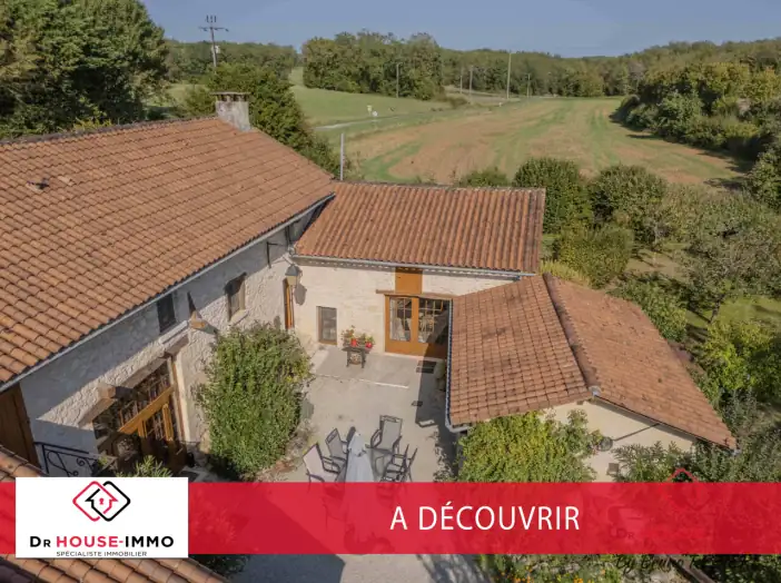 Maison 7 pièces de 230 m² - Vaunac (24800)