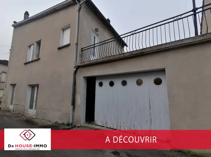 Maison 4 pièces de 134 m² - Saint-Céré (46400)