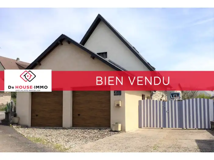 Maison 6 pièces de 104 m² - Messeix (63750)