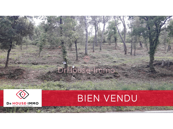 Terrain de 4422m²