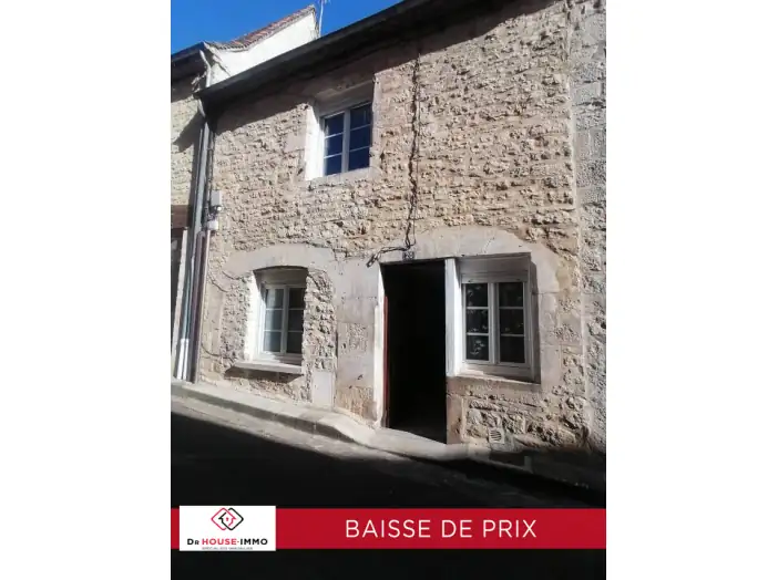 Maison 3 pièces de 70 m² - Gramat (46500)