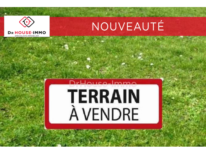 Terrain de 1084m²