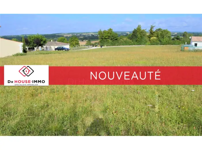 Terrain de 1 050 m² - Saint-Genis-d'Hiersac (16570)