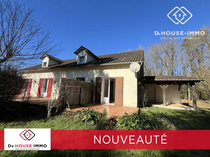 Maison 8 pièces de 230 m² - Champagnac-de-Belair (24530)