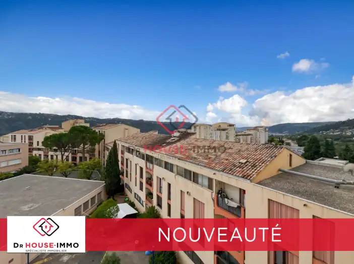 Appartement 3 pièces de 65 m² - Carros (06510)