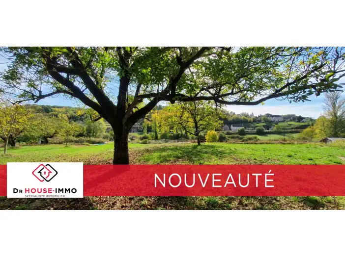 Terrain de 4 100 m² - Azerat (24210)