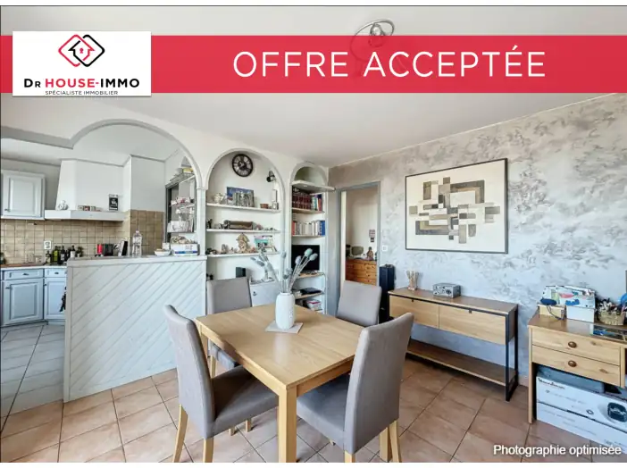 Appartement 3 pièces de 57 m² - Vénissieux (69200)