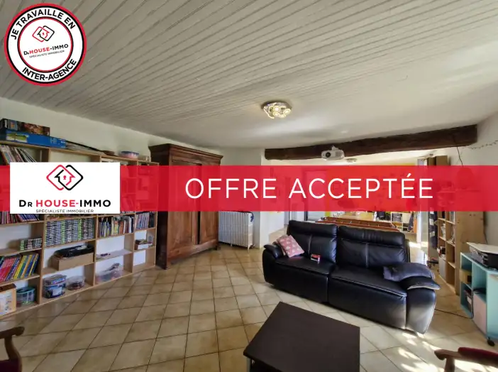 Maison 7 pièces de 195 m² - Prahecq (79230)