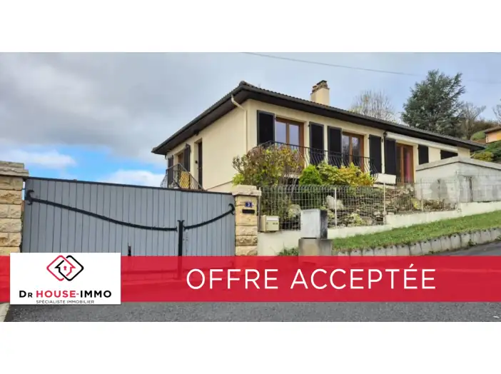 Maison 5 pièces de 98 m² - Le Breuil-sur-Couze (63340)