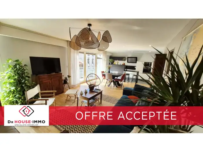 Appartement 3 pièces de 108 m² - Clermont-Ferrand (63000)