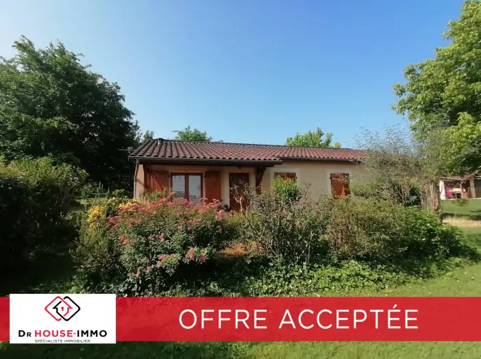 Maison 5 pièces de 103 m² - Saint-Jean-Lespinasse (46400)