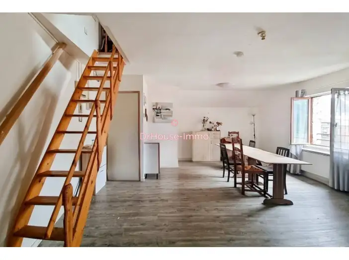 Appartement 2 pièces de 40 m² - Avesnes-sur-Helpe (59440)