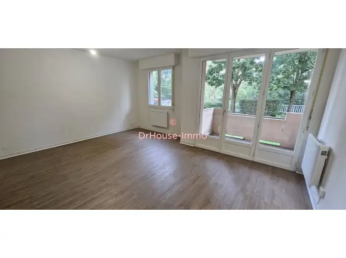 Image des la section Servies