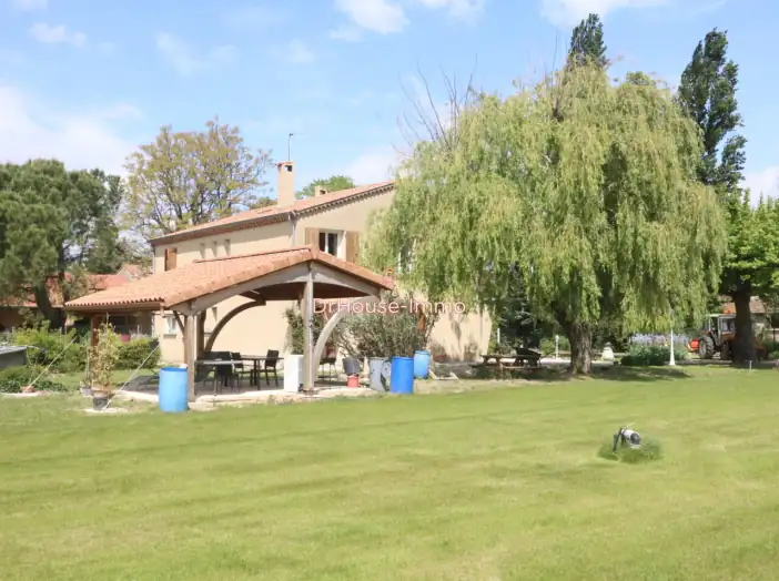 Image des la section Servies