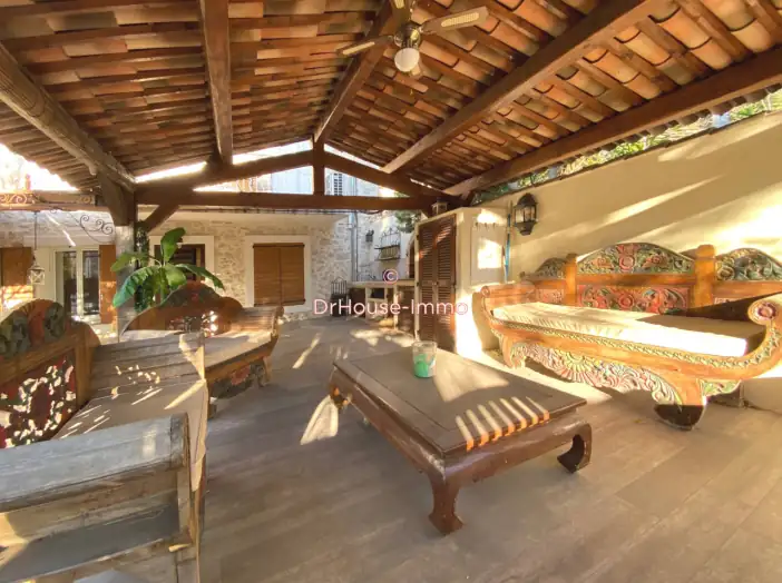 Image des la section Servies