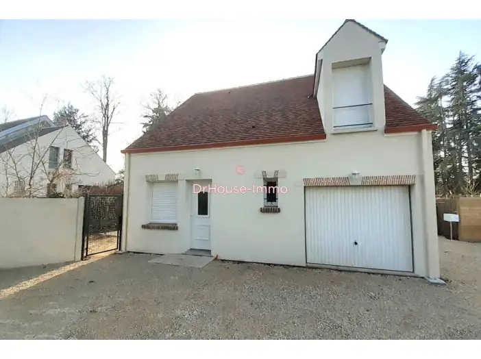 Maison 4 pièces de 82 m² - Saint-Hilaire-Saint-Mesmin (45160)