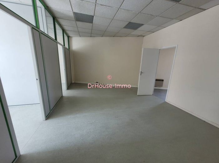 Bureau de 60m² - 5 pièces
