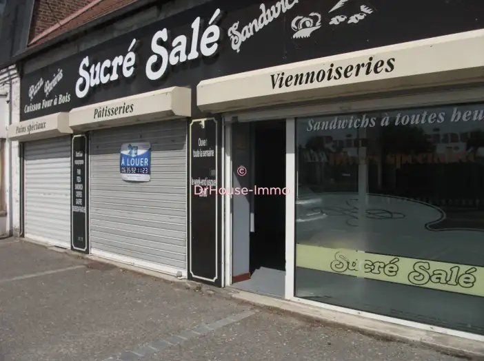 Commerce 2 pièces de 90 m² - Tergnier (02700)