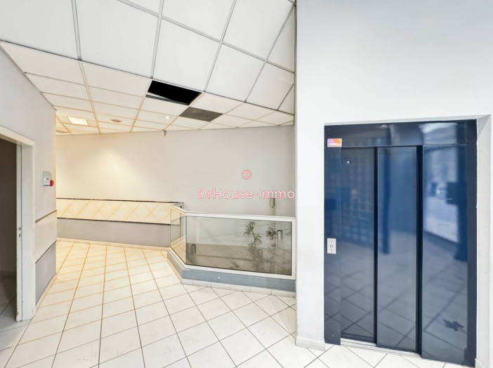 Bureau de 265m² - 15 pièces