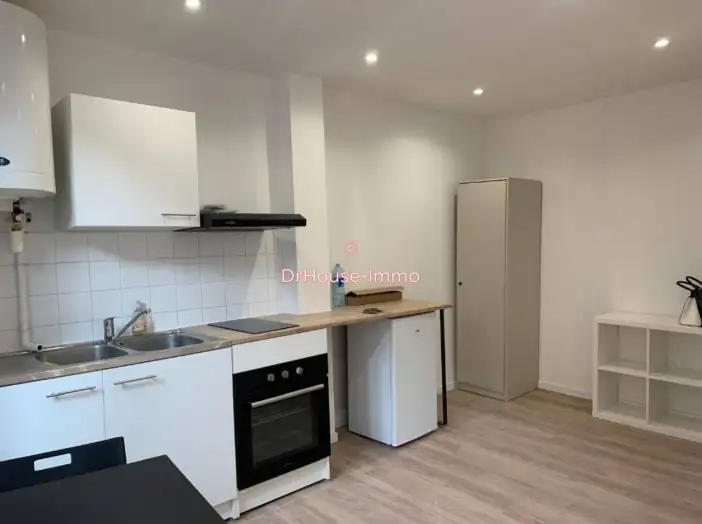 Appartement 1 pièce de 23 m² - La Seyne-sur-Mer (83500)