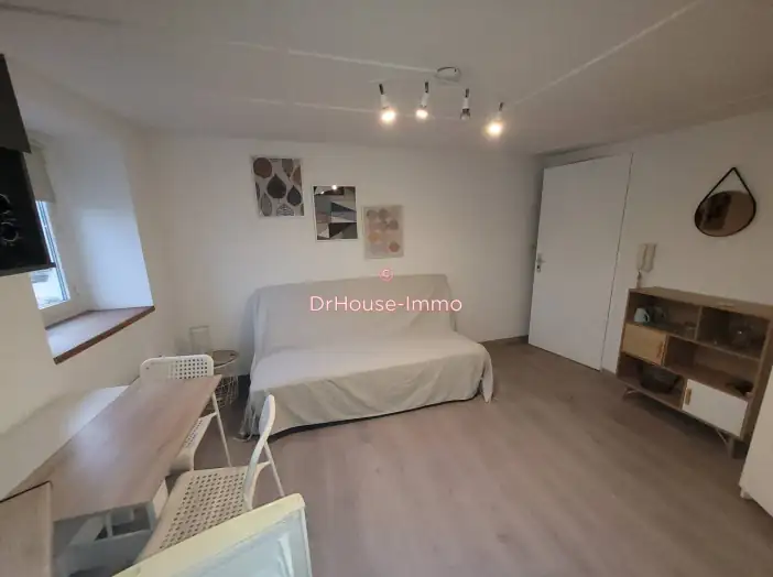 Appartement 1 pièce de 13 m² - Bruay-la-Buissière (62700)