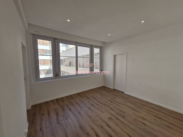 Bureau de 80m² - 4 pièces