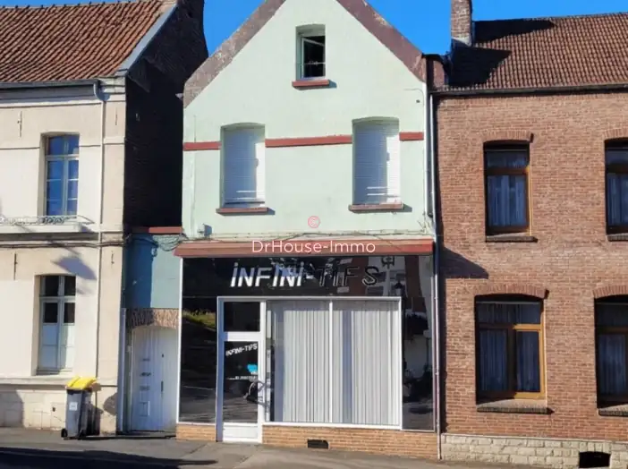 Commerce 2 pièces de 55 m² - Bruay-la-Buissière (62700)