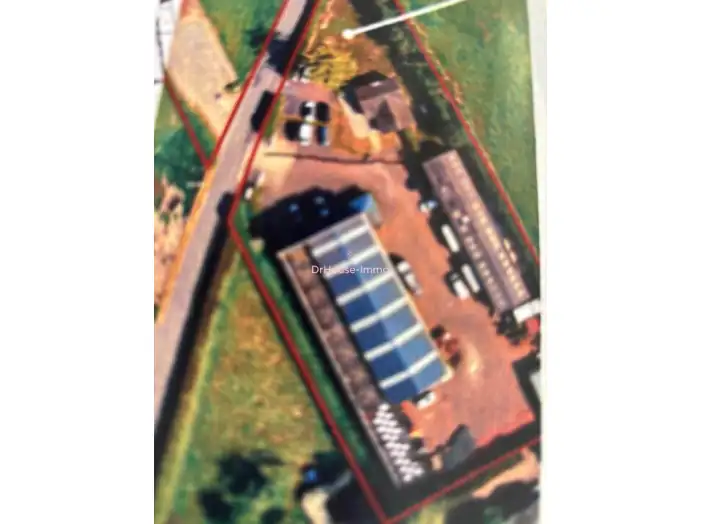 Bureau 4 pièces de 1 250 m² - Saint-Romain-de-Colbosc (76430)